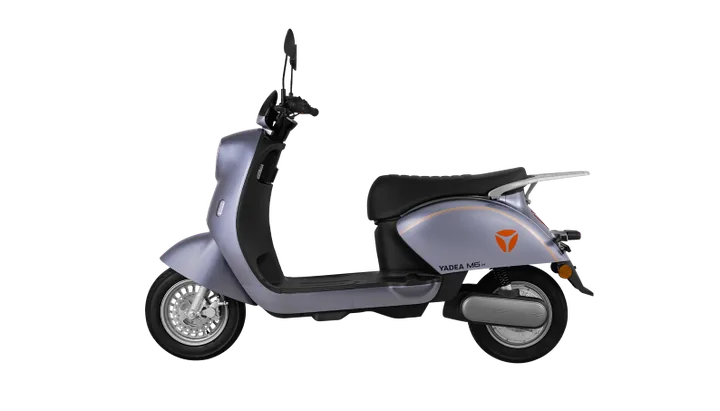 Yadea M6-H na cor cinza